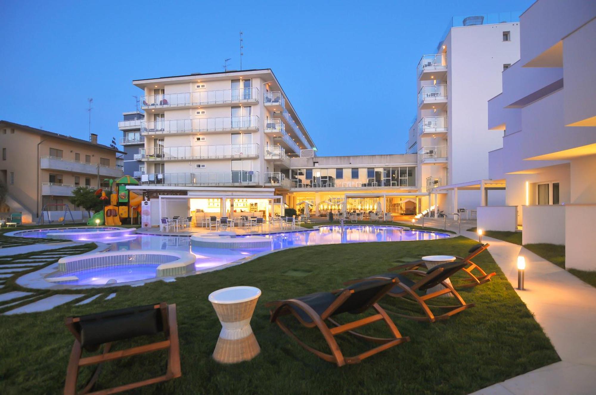 Marina Palace Hotel 4 Stelle S Caorle Exterior photo
